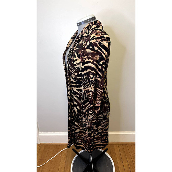 Chico's Traveler Liquid Knit Animal Print Slinky Button Up Duster/Dress, Sz M/8 - Picture 4 of 16